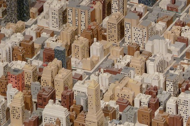 Dettaglio. Mancano un paio di nuove costruzioni recenti, ma il resto è riprodotto in forma maniacale.