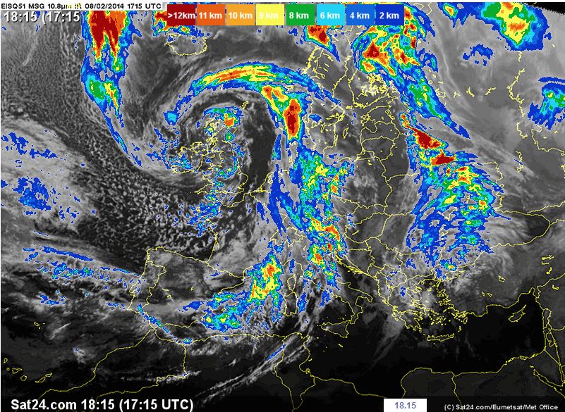 E quella piccola macchia gialla sul Golfo del Leone tra un'ora sarà qui sopra.