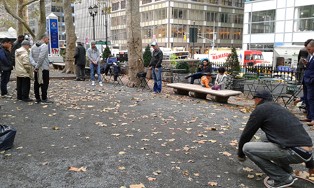 Gioco delle Bocce (anzi Petanque) a Bryant Park.